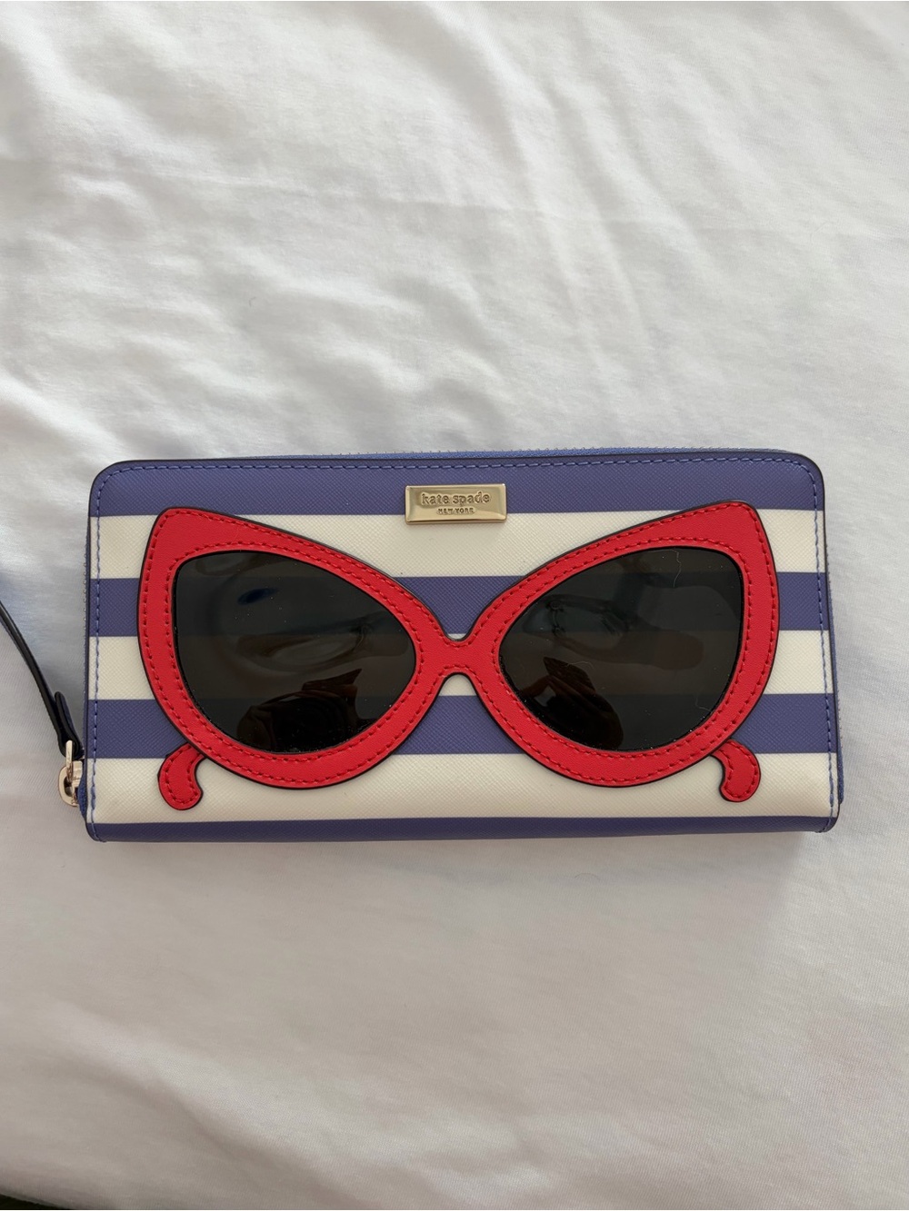 kate spade “Make a Splash” Periwinkle and White Neda wallet